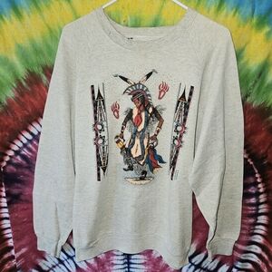 Gray Vintage Native American Colorodo Design Crewneck Sweatshirt